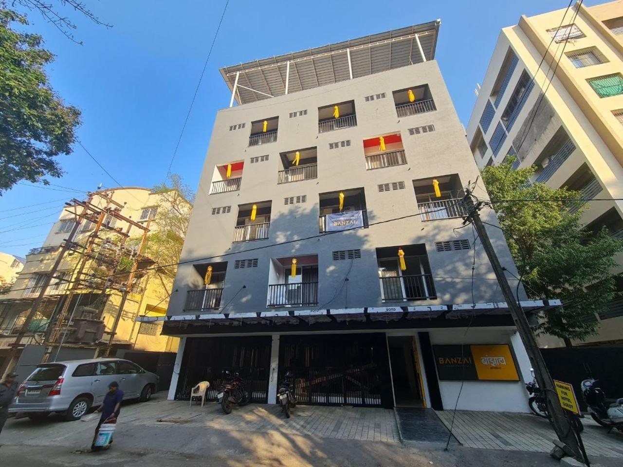 Banzai Rooms Нашик Екстериор снимка