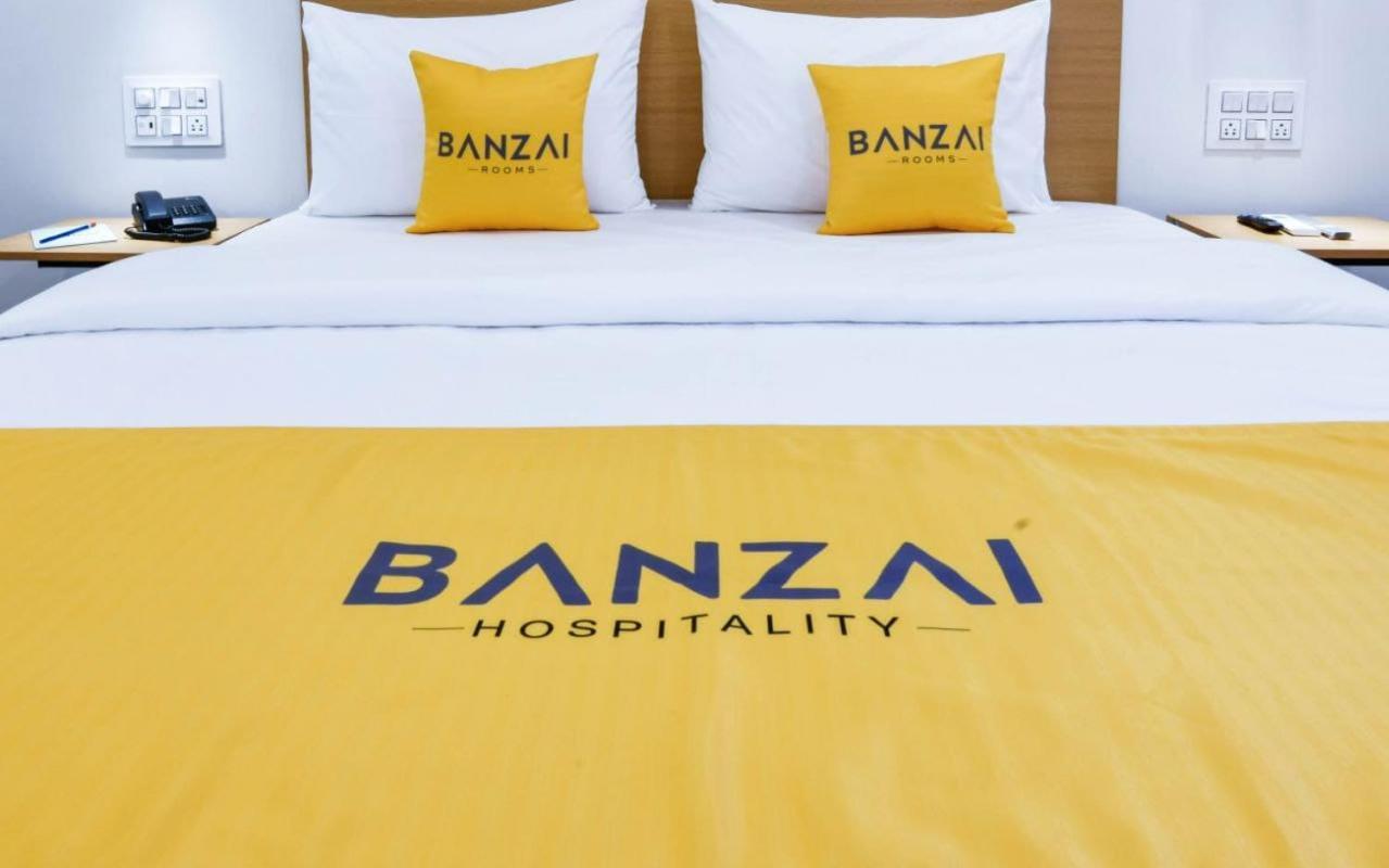 Banzai Rooms Нашик Екстериор снимка