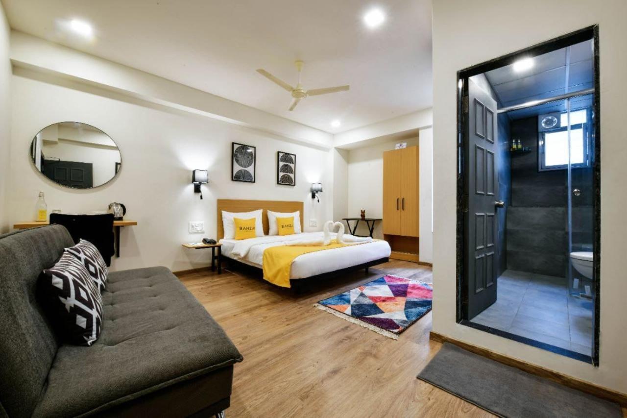 Banzai Rooms Нашик Екстериор снимка